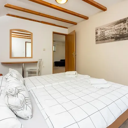 Plavac Holiday home